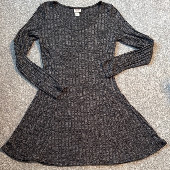 Mossimo Supply Co. Dresses & Skirts - Mossimo Supply Co. Charcoal Long Sleeve Dress